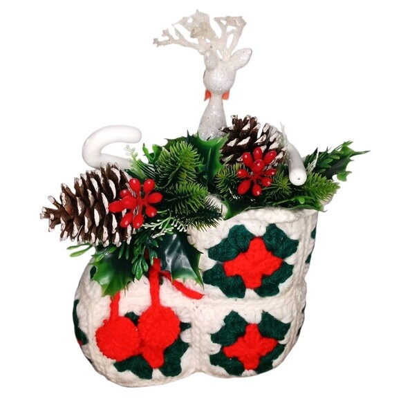Vtg Handmade Hand Crocheted Christmas Stocking Tabletop Decoration Kitsch Deer - Picture 3 of 3
